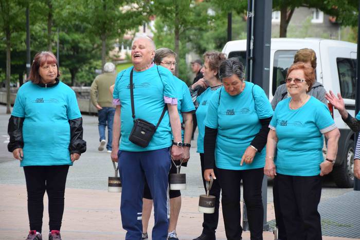 Haur eta helduen arteko II.  101 1560343311243