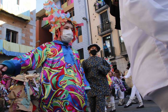 Dantzari Txikiak Zaldunita b 16 1645880471998