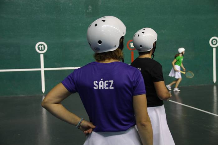 Emakume, raketista eta profe 11 1511035050657