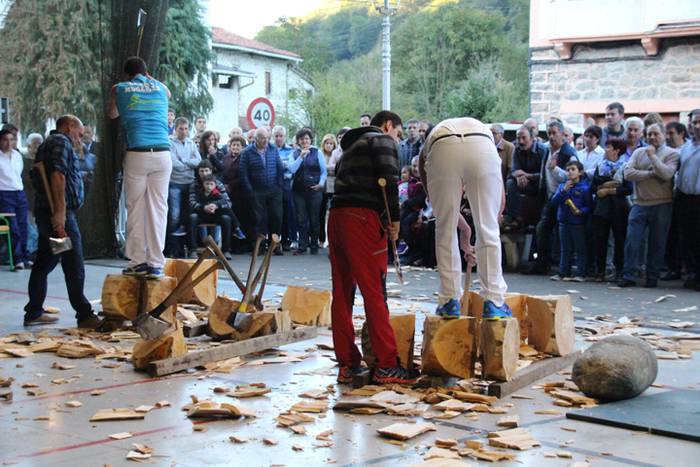 Erakustaldiz betetako arrats 9 1507489884403