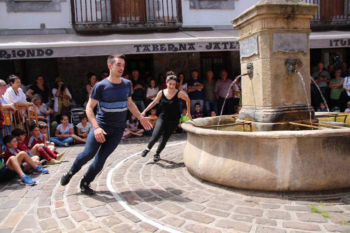 Muskerraren eguna Asteasun 70 1495373639583