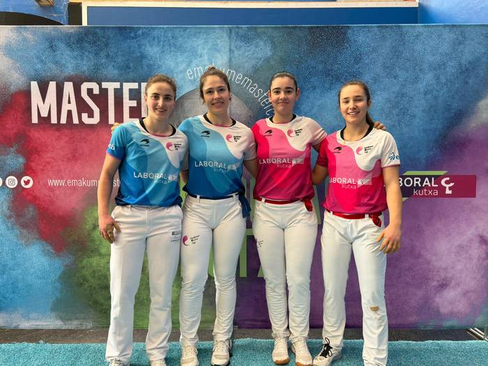 Erasunek ez ditu jokatuko finalerdiak, azken partida irabazi arren