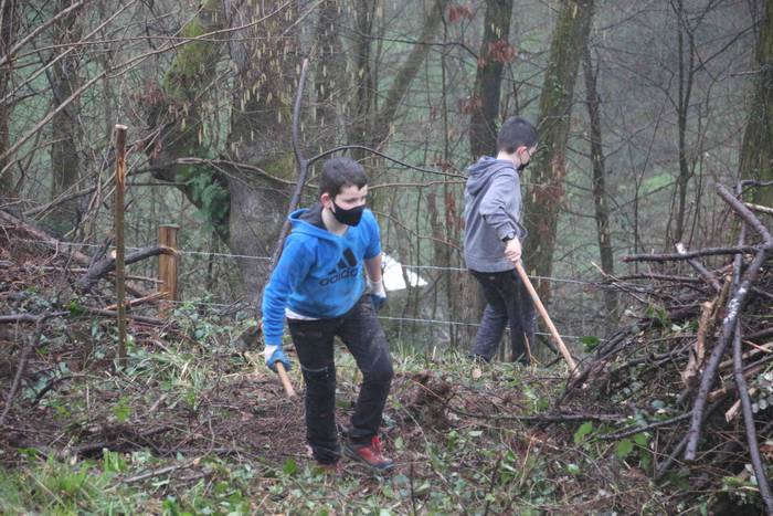 Planeta hemen hasten delako 9 1612615725498