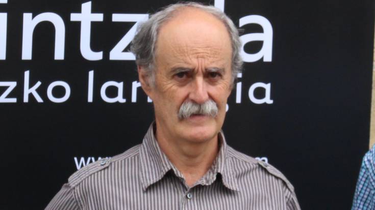 Juan Kruz Igerabide: "Zahartzaroari buruzko gogoeta egiten dut poemetan"