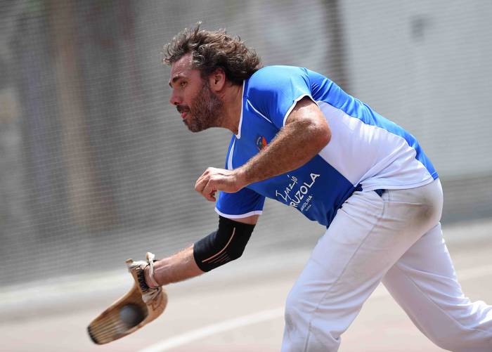 Ekitaldi hunkigarri, solidar 42 1654538307327