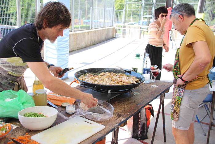 Bertsoak eta koktelak uztart 18 1661603483118