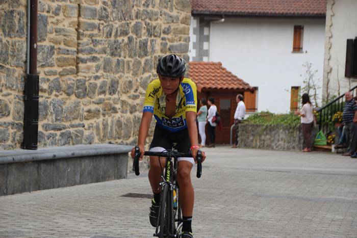 Maldan gora plazara heldu ar 9 1502801277627