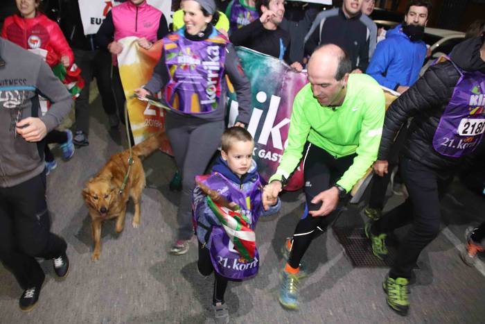 21. Korrika, Villabonan, Iru 37 1555132662998