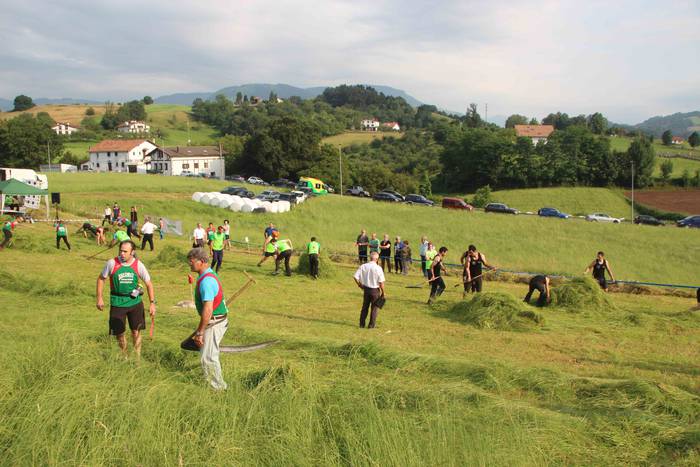 Alatze Etxaburuak irabazi du 12 1530470814524