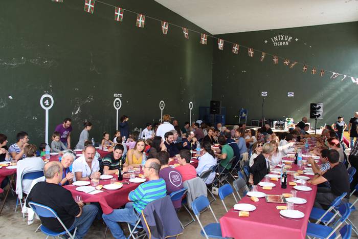 Festa giroa Aldaban 28 1475414167321