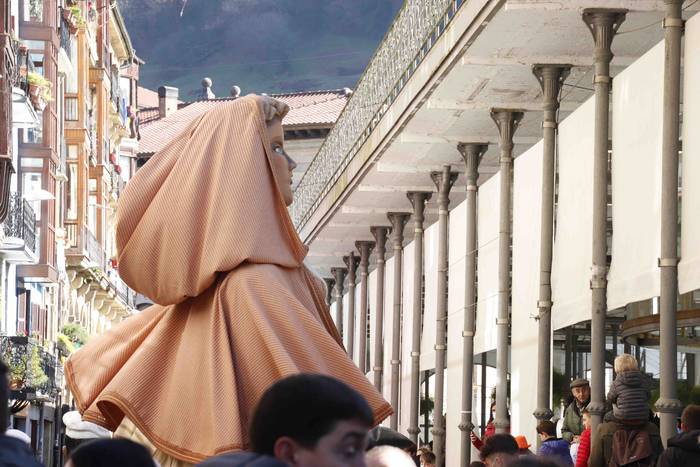 Erraldoi eta Buruhandiak Zal 23 1645883942135