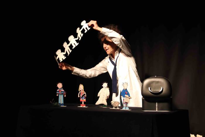 39. Titirijai Txotxongiloen  8 1637412317532