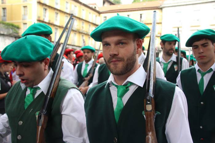 Lizarrez apaindutako kaleeta 108 1498311782797