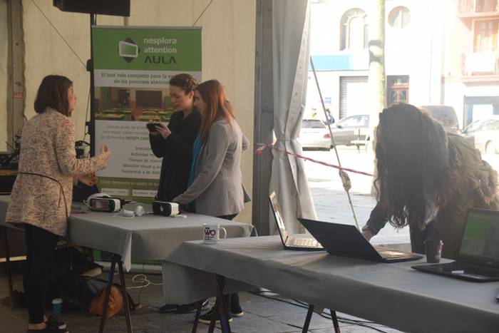 Woman Sarearen aurkezpen jai 10 1489230307646