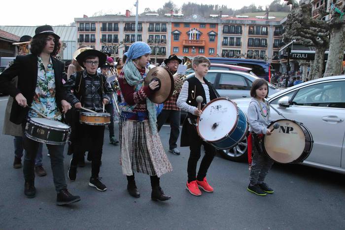 Hasi dira kaldereroak eskual 106 1550860553396