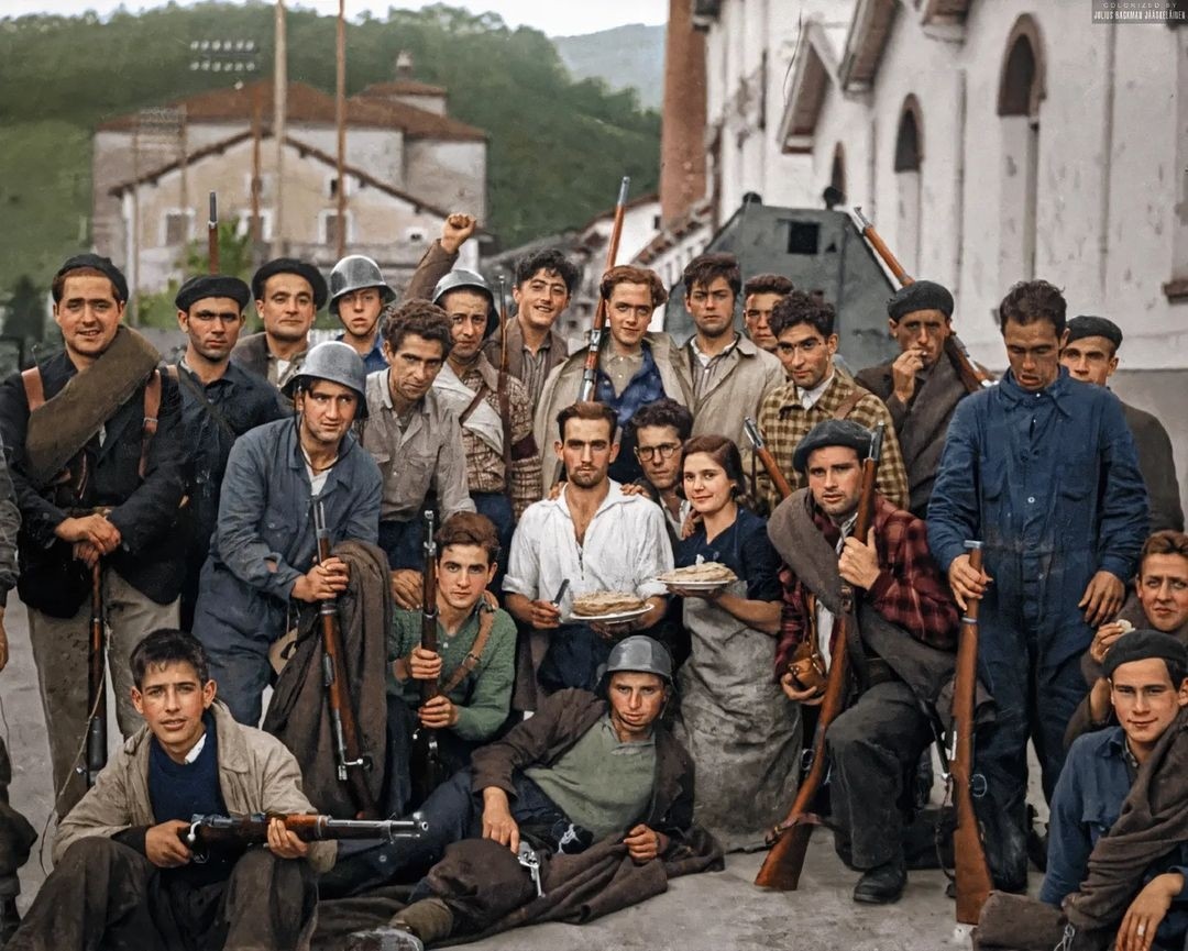 Alegiako 1936ko argazkia