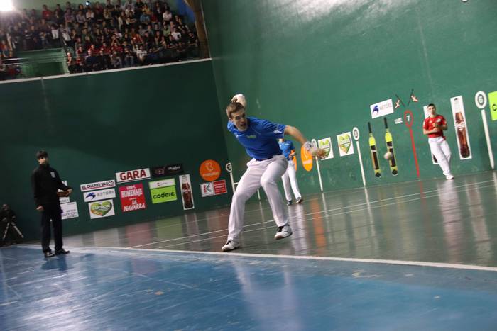 Altuna III eta Artola, Beoti 19 1550428413625