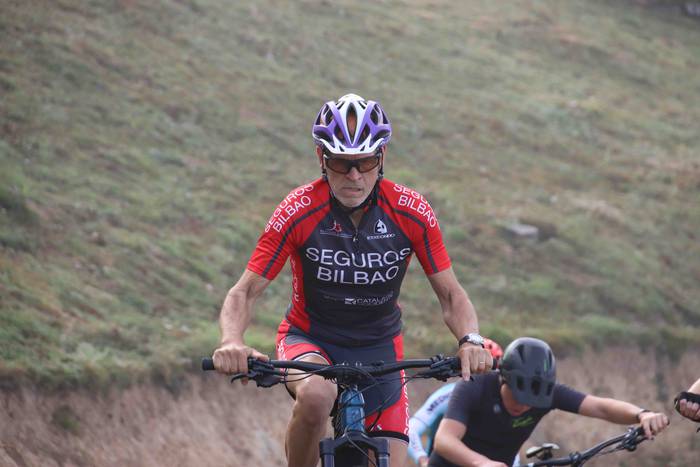 Mendi bizikleta lasterketare 51 1660377636375