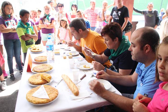 Santioen hirugarren eguna, g 38 1501079218104