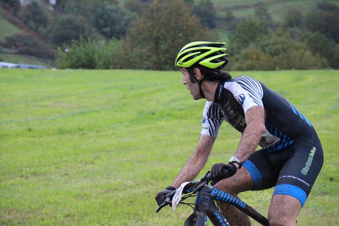 Lokaztuta Amasako XXIV. mendi duatloia 79 1477235836814