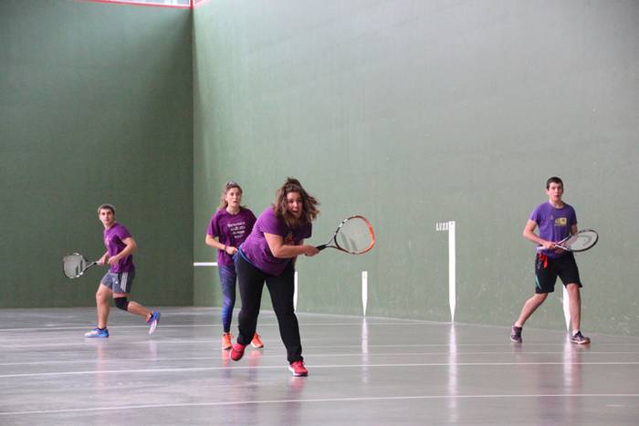 Gazte izateak ez duelako adi 9 1523733304273