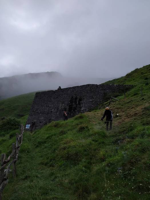 Amezketa inguruak garbitzen  7 1627558495281