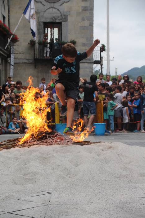 Momentu bereziaren zain 50 1498245559120