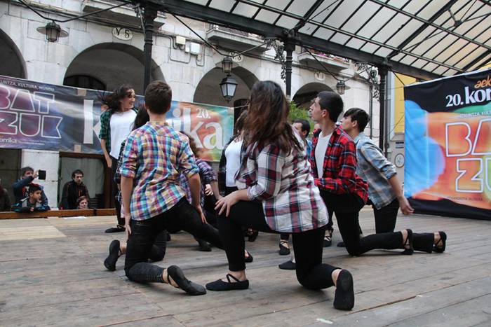 Berdura plaza zirku bihurtut 27 1489262510419