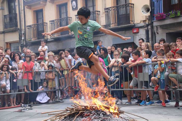 Txikienak ere saltoka 59 1561316756537