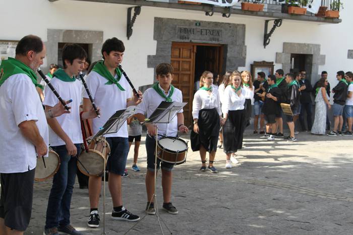 Gaztetxo, gazte eta bikoteen eguna 29 1474724112611