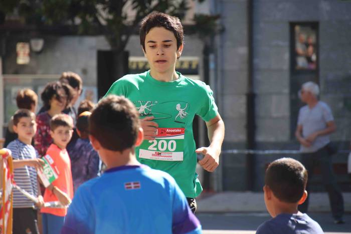 Anoetako haur krosa 72 1529746712516