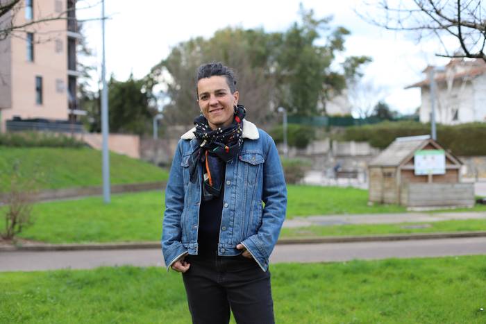 «Mundua kiskaltzen ari gara, erre ahal dugun bezainbat»