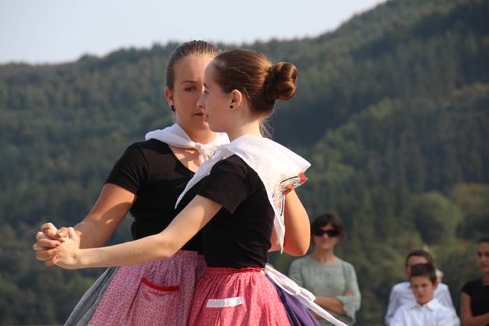 ALKIZAKO JAIAK 2017. DANTZA  8 1504889329311