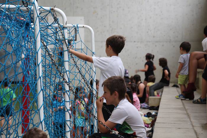 aiztondoko umek 6 1469196771636