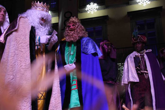 Errege magoen desfilea tolos 96 1546717672805