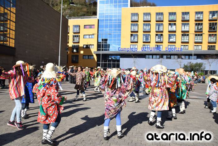 udaberri dantzari txikien kalejira 14 1454767829892