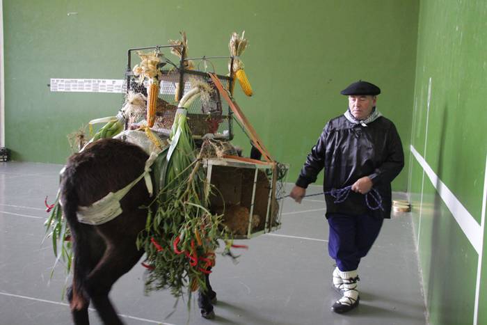 Gabon eskea eta olentzero 2015 76 1450964193605