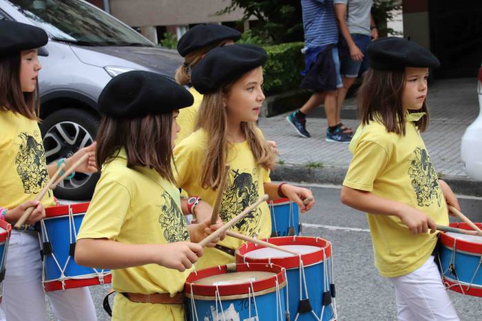 Danbor hotsek hartu dute Ama 43 1562504187633