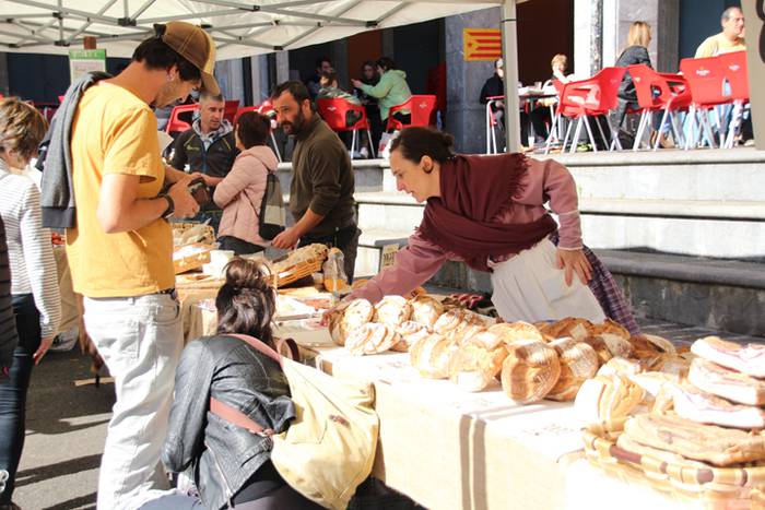 Lurraren zaindari direnen er 33 1507466185477