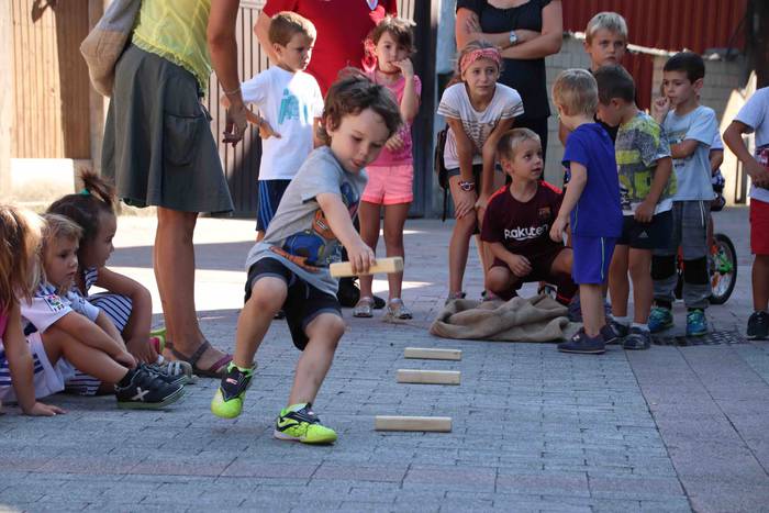 Jolas betean aritu dira umea 19 1537027629041