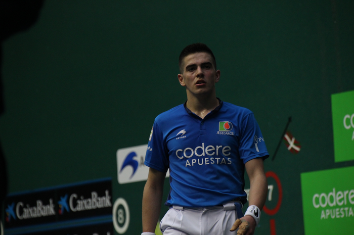 Hautsi, eta nagusi 25 1491073816926