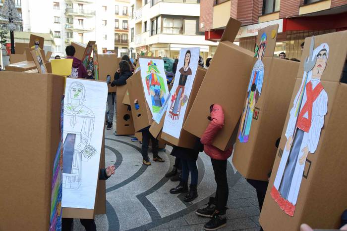 Erraldoi eta buruhandiak egi 12 1577448118095