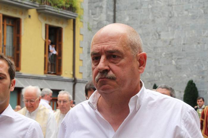 Santuek eta dantzariek poztu 63 1498312524163