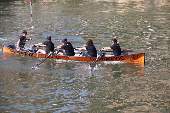 Arraunean, elkartasunez 69 1568470906044