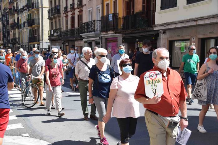 Zerbitzu publikoen aldeko mo 49 1593257999848