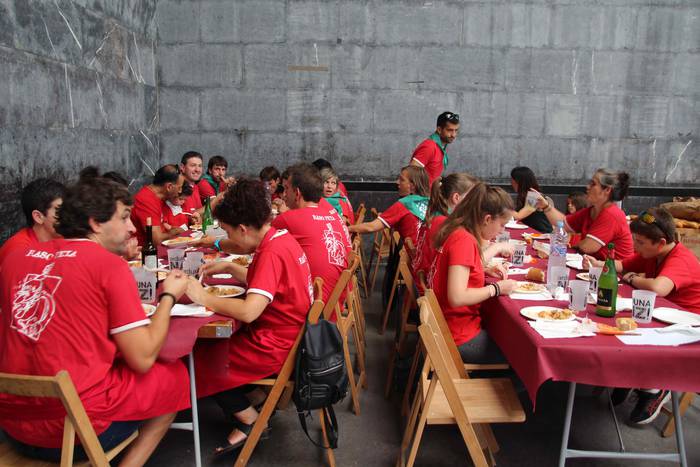 Lagunartean igarotzeko eguna 13 1534080548149