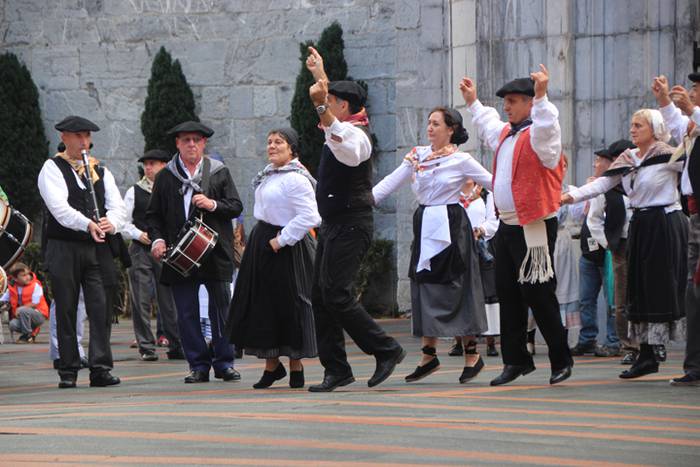 Udaberri Dantza Dezagun Tolo 81 1504963479522