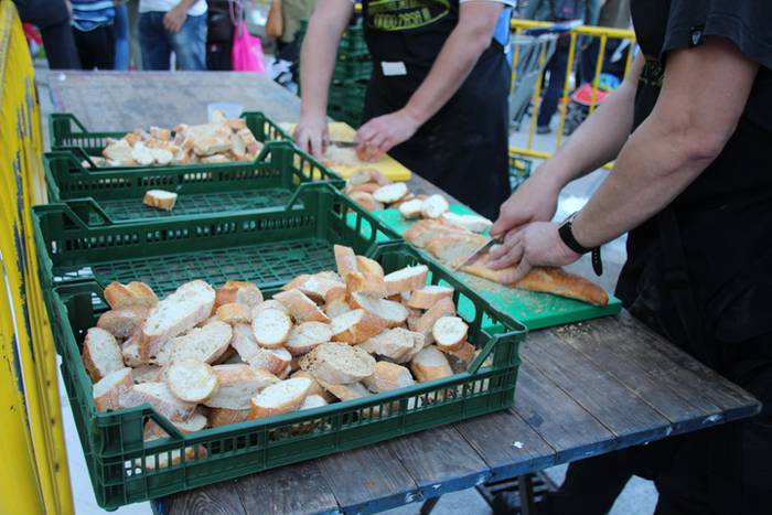 Hasi dira Larramendi auzoko festak 14 1477677202133