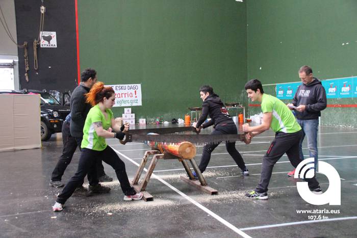 GURE ESKU DAGO FESTA AIZTOND 16 1488633043676