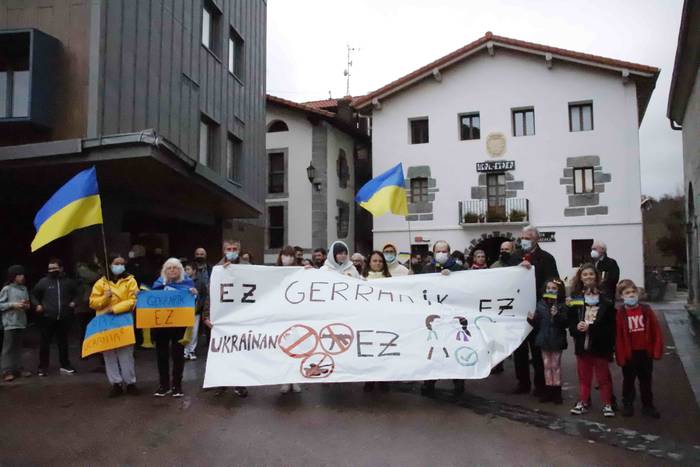 Ukrainaren aldeko elkarretar 7 1646494983635